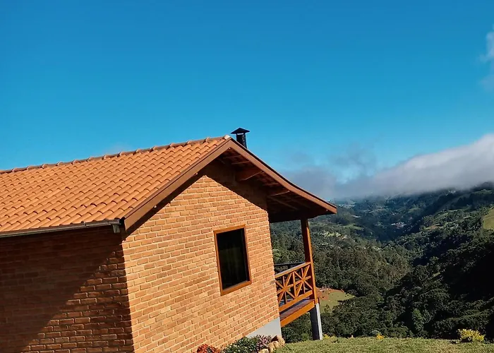 Terra De Vereda Nas Montanhas De Goncalves Mg